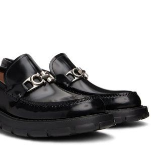 Authentic Salvatore Ferragamo Lug Sole Black Leather Gancini Loafers